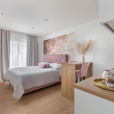 Ivmalu Apartments Tucepi Ngoại thất bức ảnh