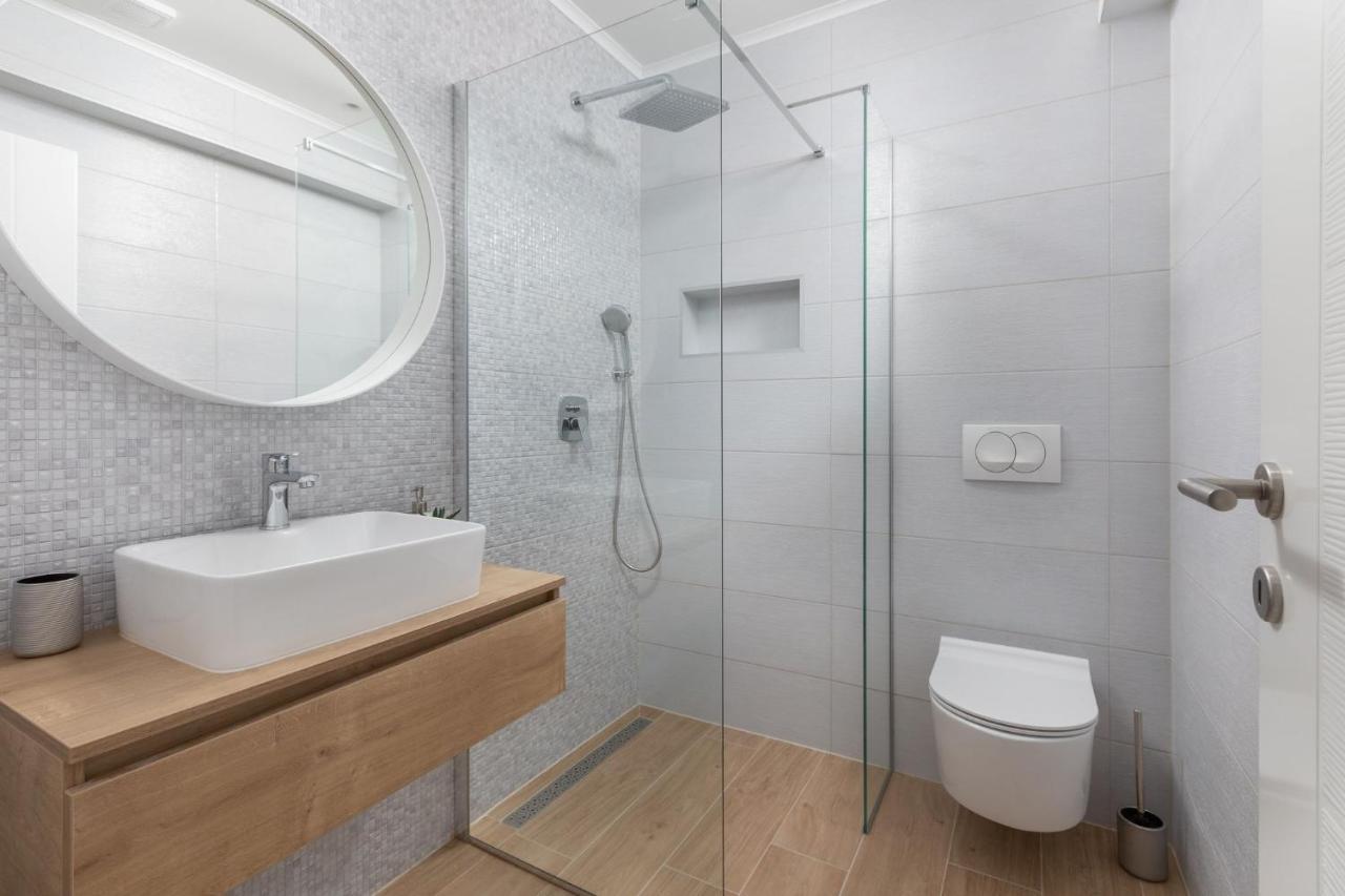 Ivmalu Apartments Tucepi Ngoại thất bức ảnh