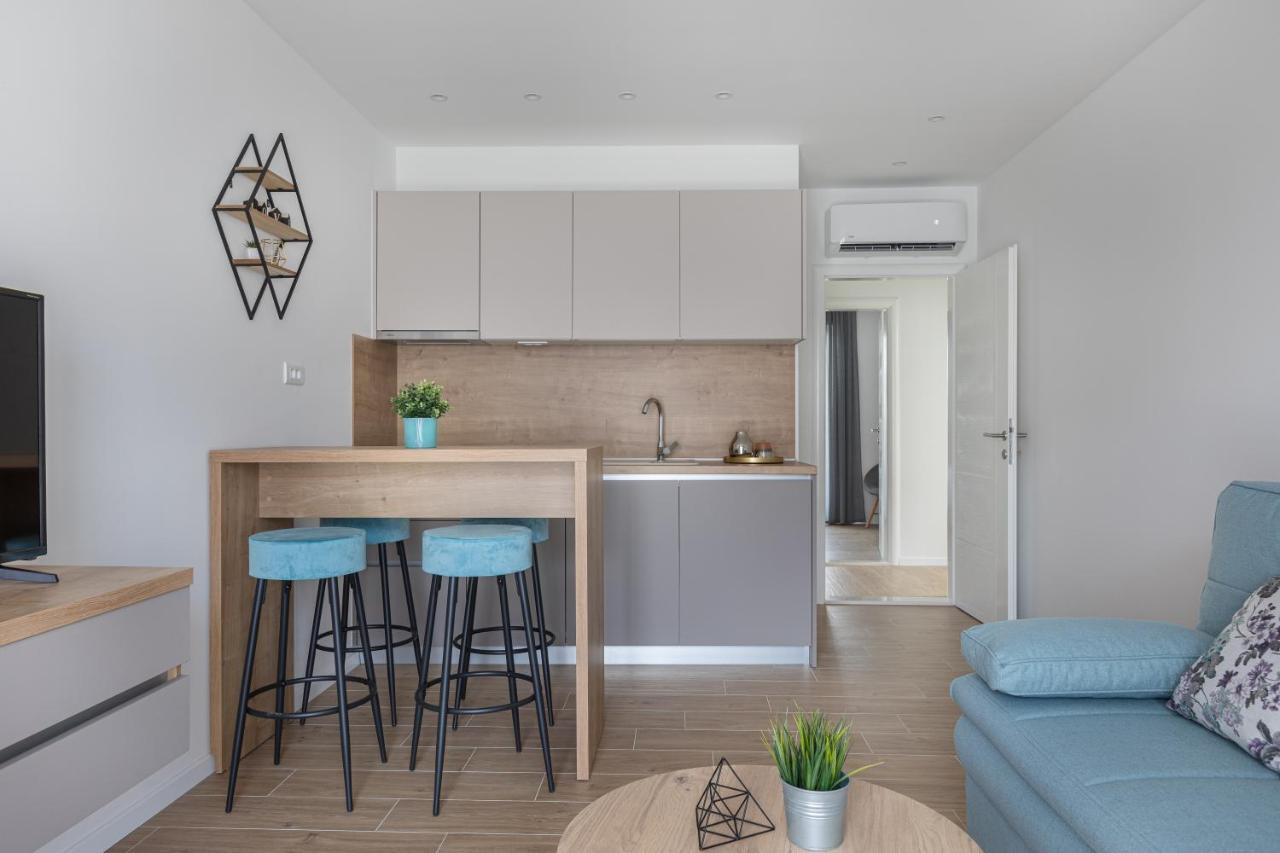 Ivmalu Apartments Tucepi Ngoại thất bức ảnh