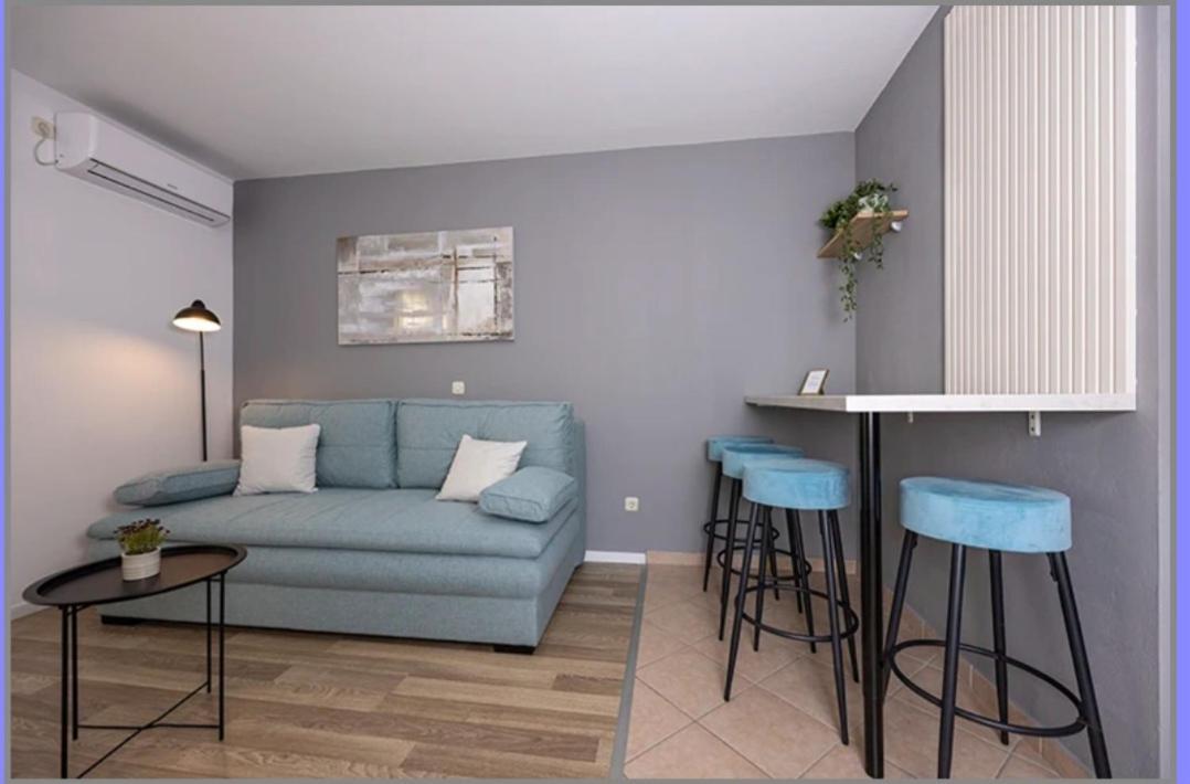 Ivmalu Apartments Tucepi Ngoại thất bức ảnh